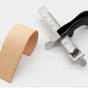 Professional Leather Strap Cutter Draw Gauge Leathercraft Strip Belt Tool DIY Hand Cutting Leather Tools with 3 Sharp Blades