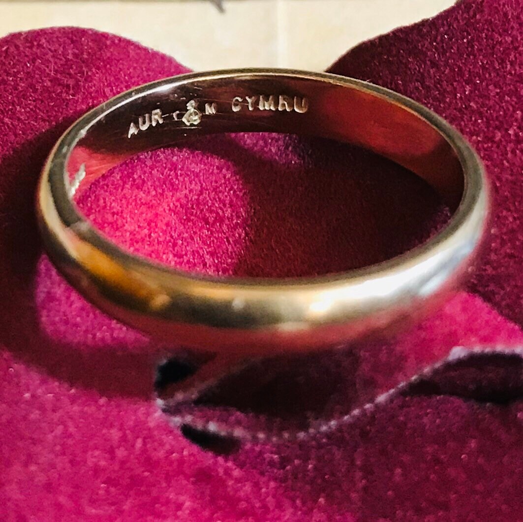 18ct PURE WELSH GOLD Wedding Band extremadamente raro Tamaño | Etsy