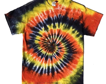Le tie-dye la nuit d'Halloween