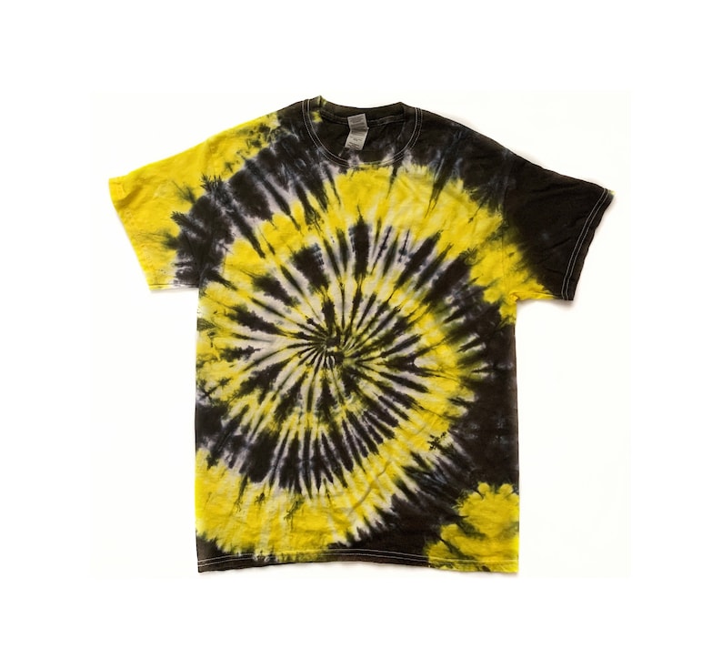 tie dye on yellow shirt