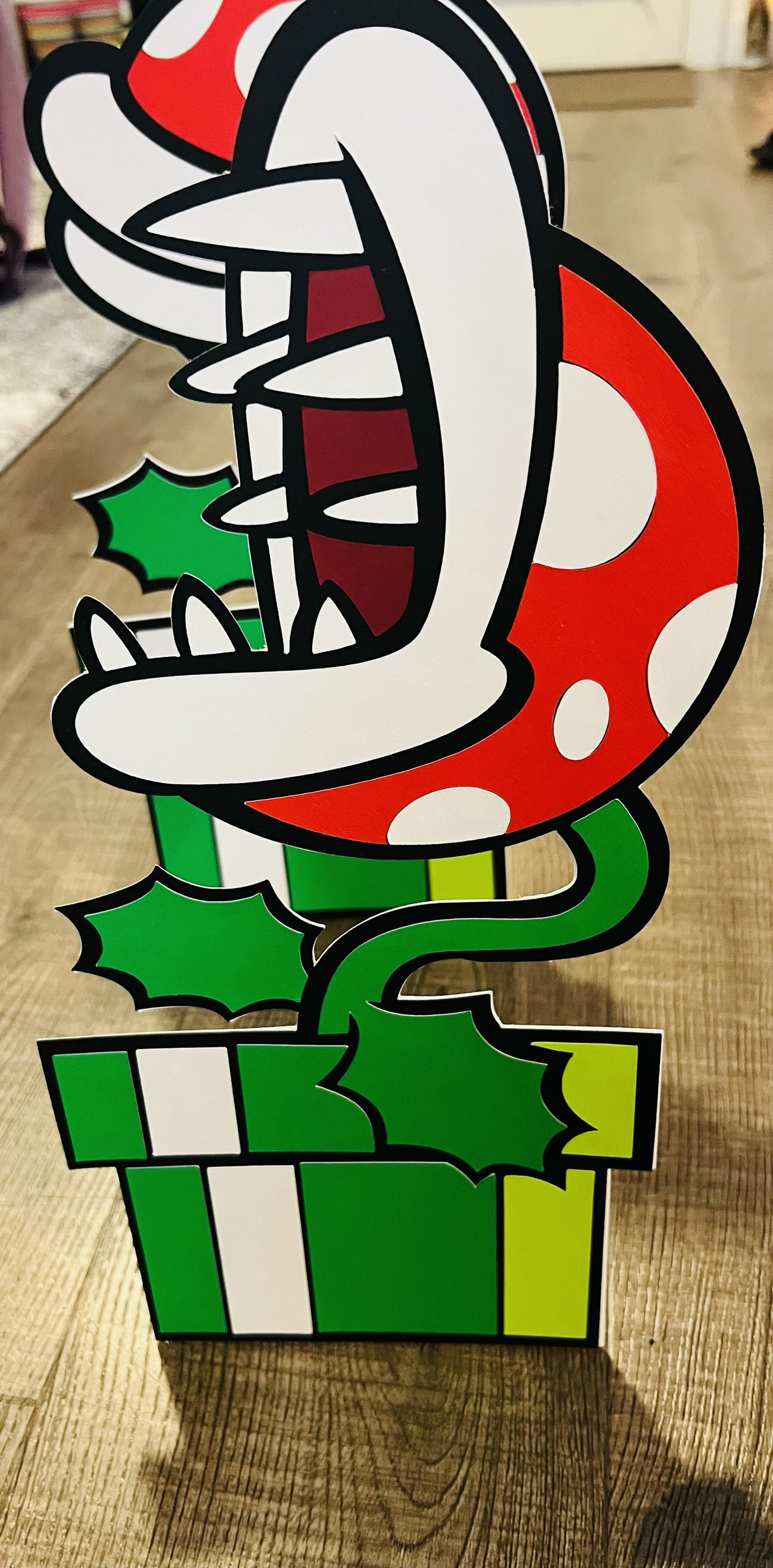 Decoración de fiesta de planta de piraña de 15 pulgadas, fiesta temática de  Mario, soporte disponible - Etsy México, image size:1476x2992