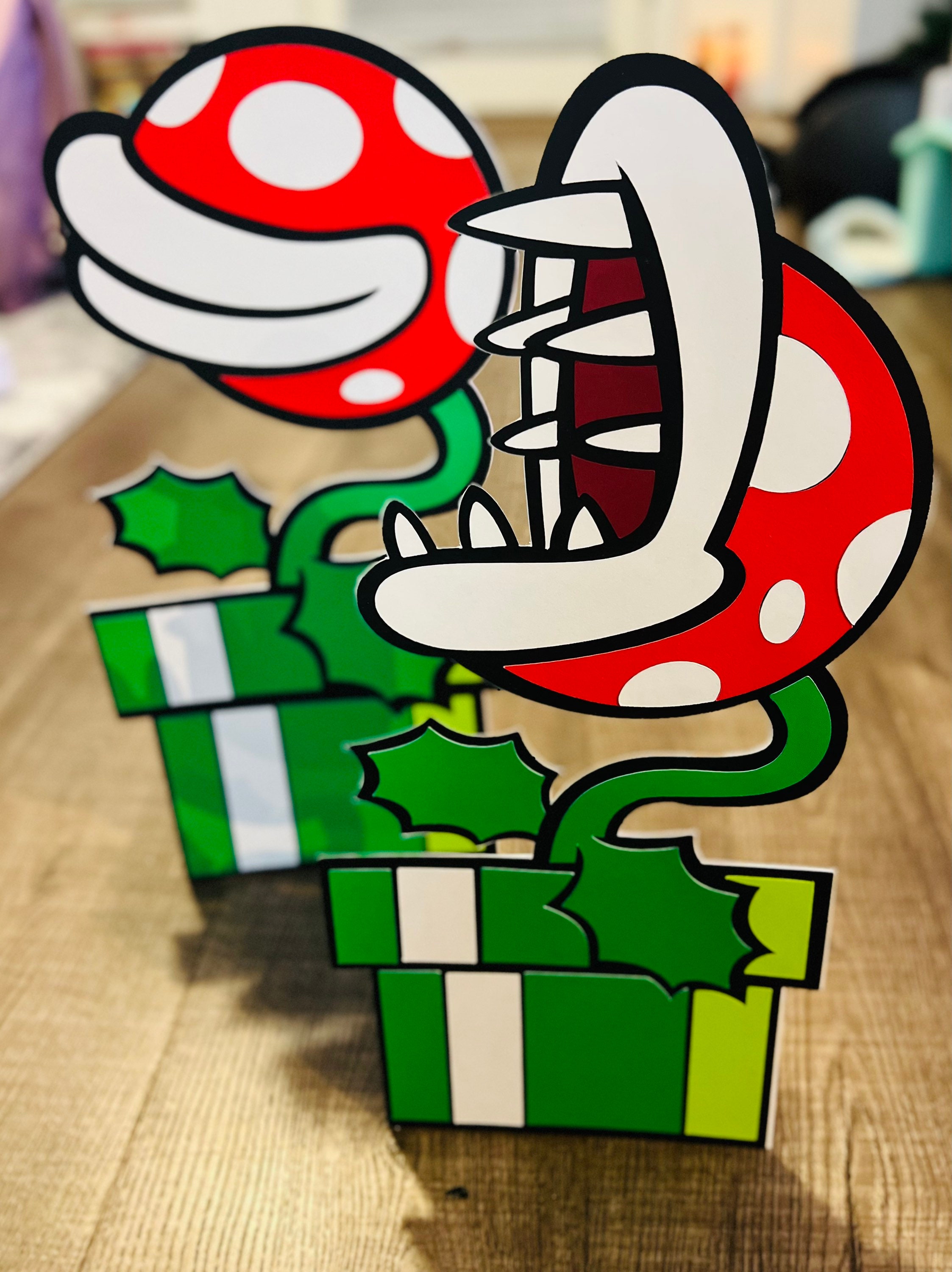 Decoración de fiesta de planta de piraña de 15 pulgadas, fiesta temática de  Mario, soporte disponible - Etsy México, image size:2246x3000