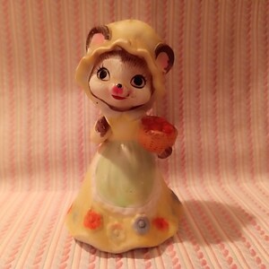 Somewhere Out There....Vintage Enesco Mouse With Basket Figurine