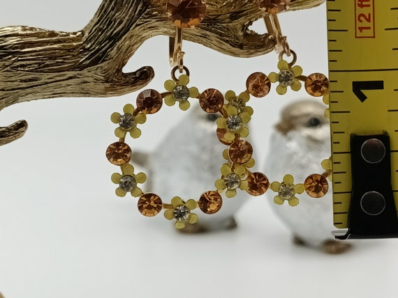 Vintage Daisy and "Topaz" Screwback Earrings - image 6