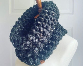 Chunky Knit Cowl