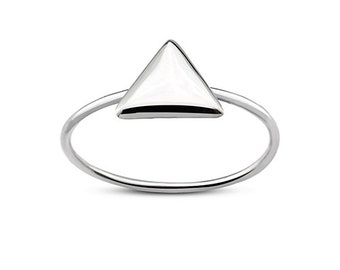 Anillo triángulo de plata, anillo triángulo minimalista, anillo para ella, anillo de mujer, joyería de anillo de declaración