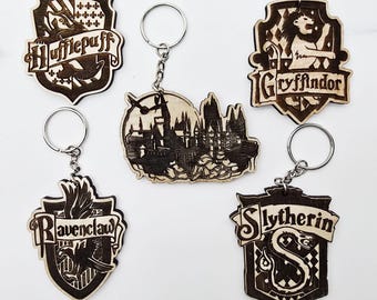 Zauberschule Schlüsselanhänger aus Holz
