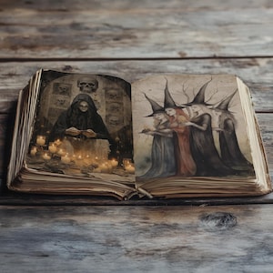 Pu&ograve; includere: Un libro aperto con due illustrazioni. La pagina sinistra mostra una donna con una tunica nera con cappuccio che tiene un libro, circondata da candele. La pagina destra mostra quattro donne con tuniche nere lunghe e cappelli a punta, che tengono un teschio.