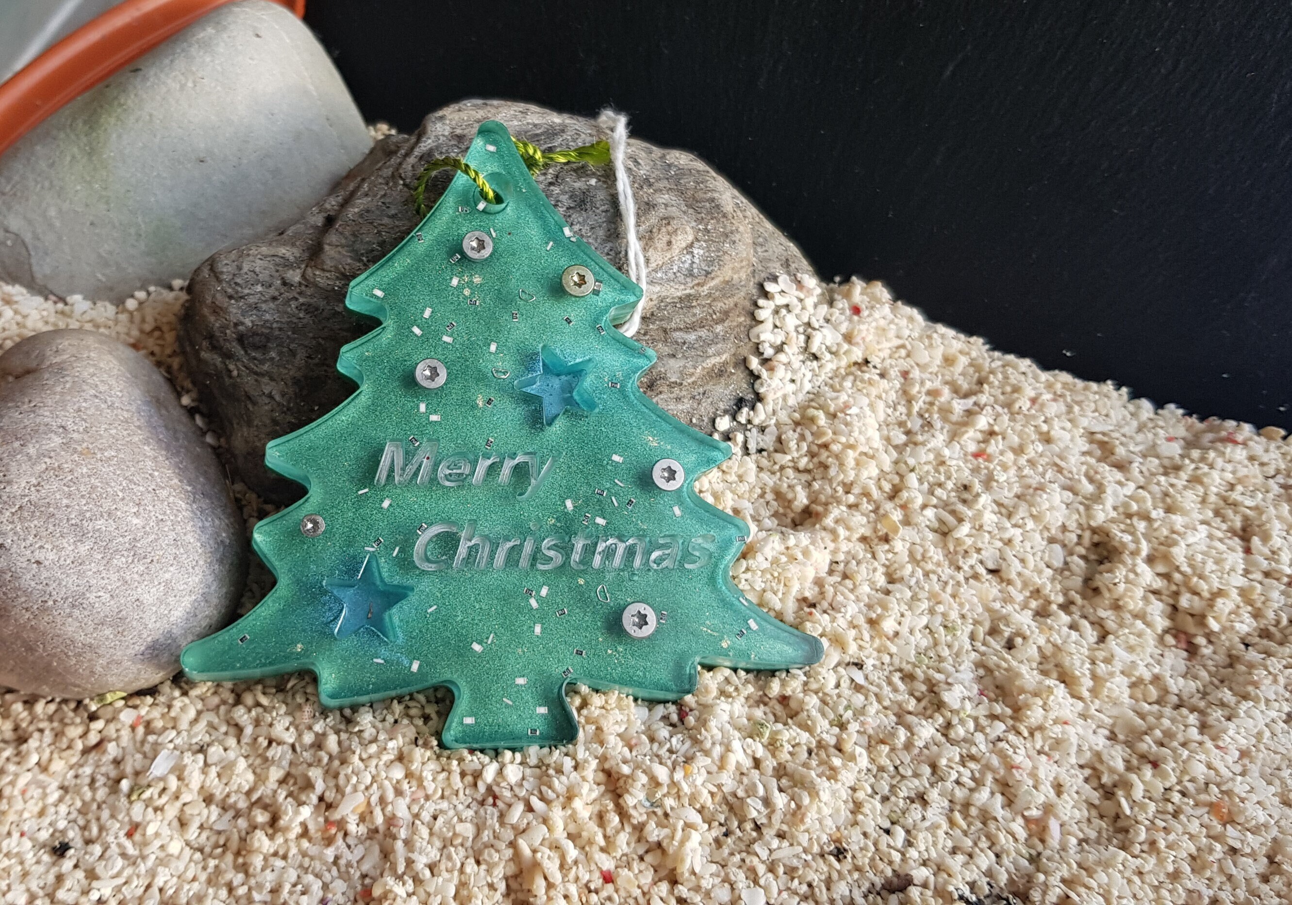 Ornement d'arbre de Noël Vert et Argent Fait à La Main, Respectueux L'environnement, Cadeau Recyclé