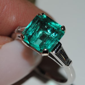 Estate Emerald Platinum Diamond Baguette Ring