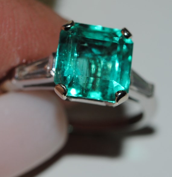 Estate Emerald Platinum Diamond Baguette Ring - image 2