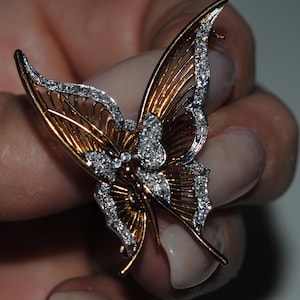 Vintage Diamond Detailed BUTTERFLY Brooch 18KT Y GOLD DIAMOND