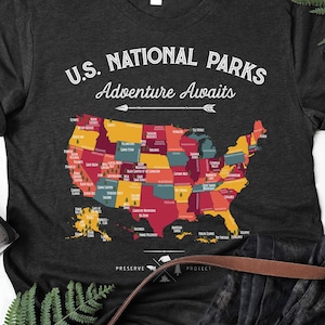 US National Park Map Shirt / USA National Parks Geschenke / Alle 63 National Parks / Camping Wandern Geschenk / Vintage Outdoor Shirts / Tank Top / Hoodie