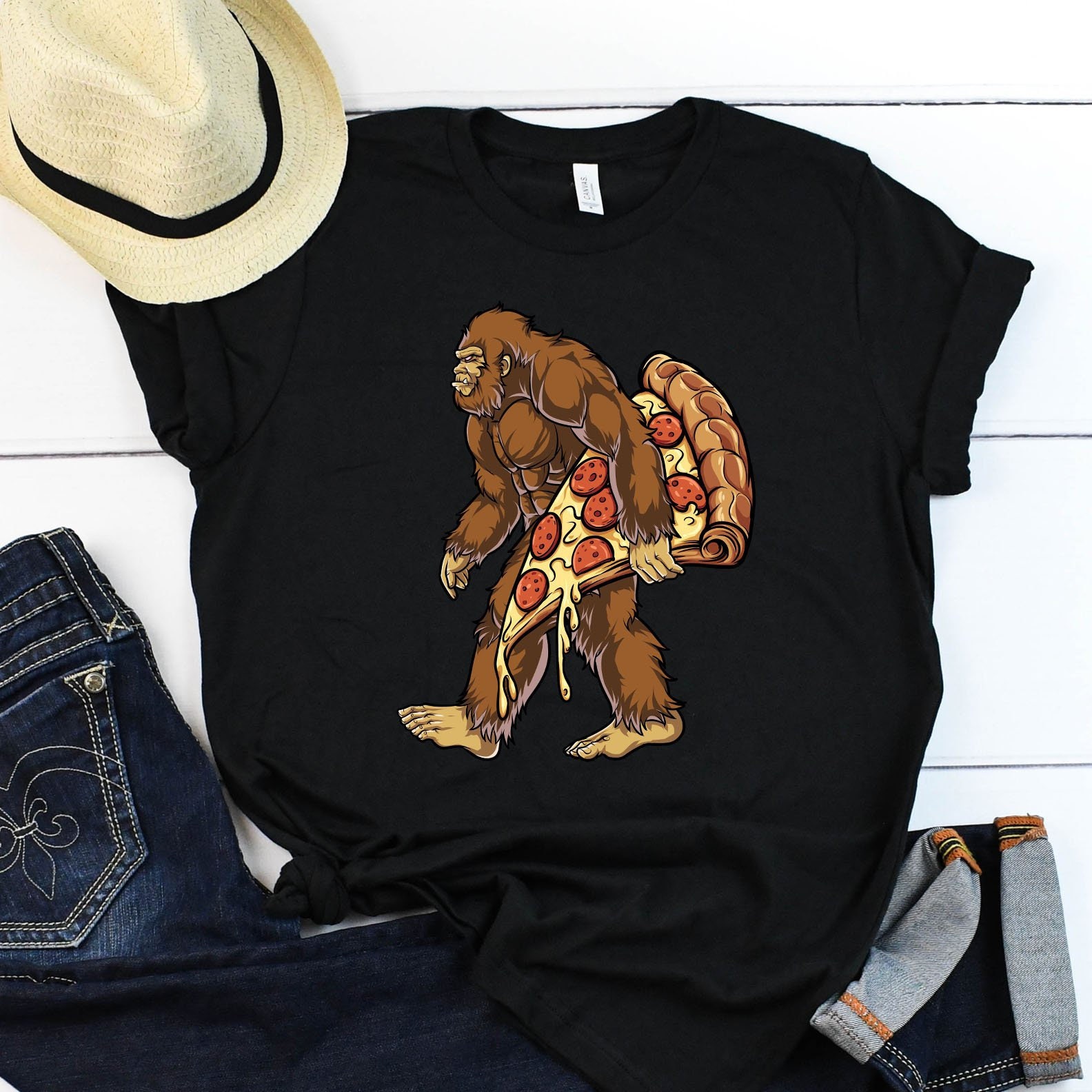 Bigfoot Pizza Shirt / Bigfoots Gift / Yeti Sasquatch Gifts / 