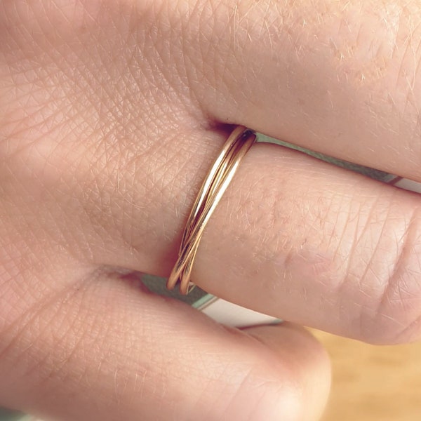 Skinny 9 Karat Gelb recyceltes Gold Trinity Ring - drei verschlungene Ringe - Liebesring - Freundschaftsring