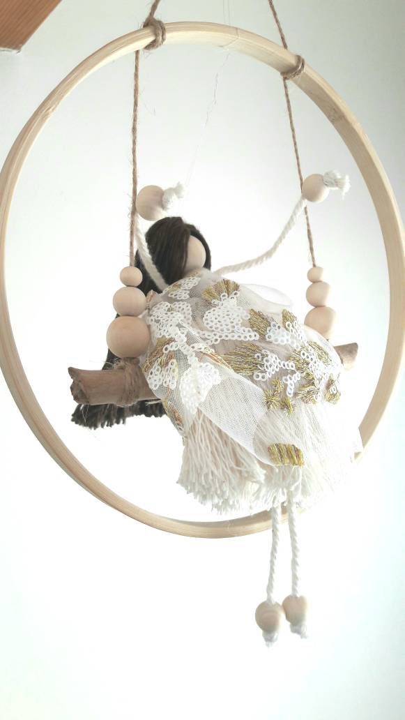 Mobile sur Une Balançoire