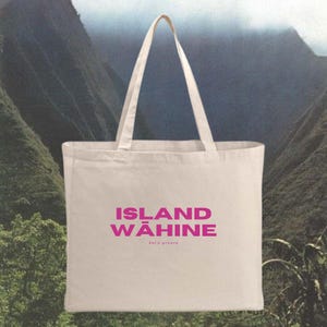 island wāhine tote bag
