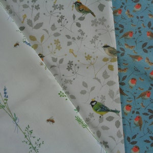 Acufactum STOFFPAKET | 3 pieces | 25 x 35 cm | Redthroat, Meadow Grass and Bird Prince | Daniela Drescher Fabric