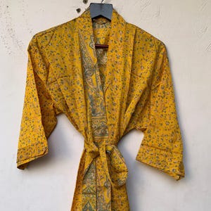Beautiful Silk Flower Robe, Silk Robe For Women, Short Robe, Kimono Dress, Beach Wear Dress, Gift For Women, SK_51, Recycled Silk Kimono