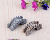 1Set 2pcs Stone Bridge Figurines Mini Resin Crafts Fairy Garden Miniatures DIY Terrarium Succulents Micro Landscape DecorationRandom Color