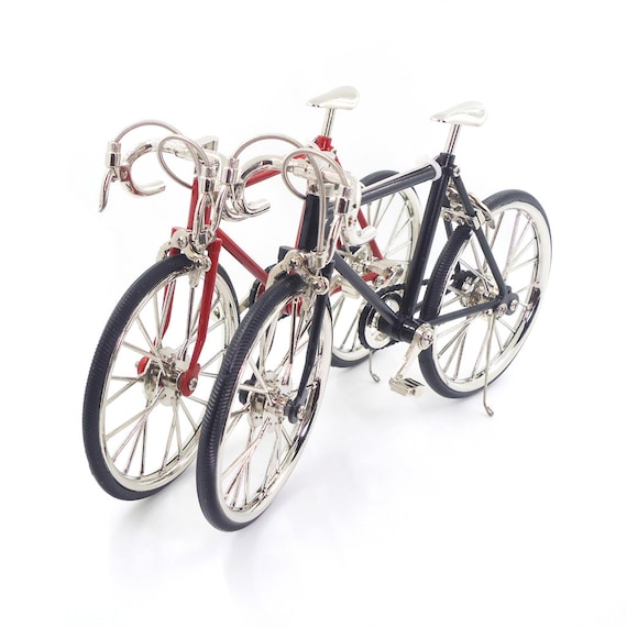 Dolls House Miniature Bicycle Accessory 1.12 Scale Miniatures Bike Rack