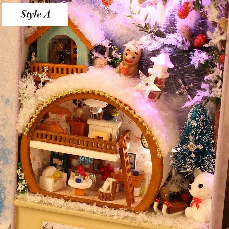 FREE shipping!!3D Wooden DIY Handmade Box Theatre Dollhouse Miniature Box Cute Mini Doll House Assemble Kits Gift Toys