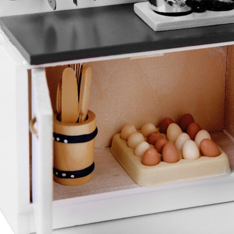 1/12 Dollhouse Miniature Egg Carton With 16 Pcs Eggs Etsy