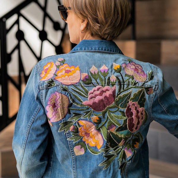 Condesa Sunset Light Blue Denim Jacket, Handmade Mexican Floral Embroidery Jean Jacket, Boho Vintage Coat for Women with Unique Design.