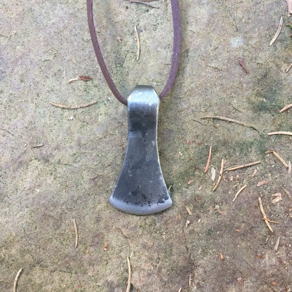 Wikinger-Axt-Anhänger, nordisches Symbol, handgemachtes Amulett, Dänenaxt, Eisen, Stahl