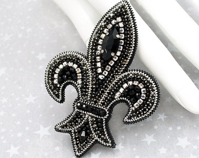 Alilang Gothic Fleur De Lis Brooch Pin - Golden Tone With Black Enamel & Crystal Rhinestones - View #3