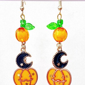 Pumpkin, Jack O Lantern, Moon Earrings, Halloween, Autumn, Fall Pumpkin Jewelry, Pumpkin,  Orange Black Earrings, Gold Plated Wire, 811