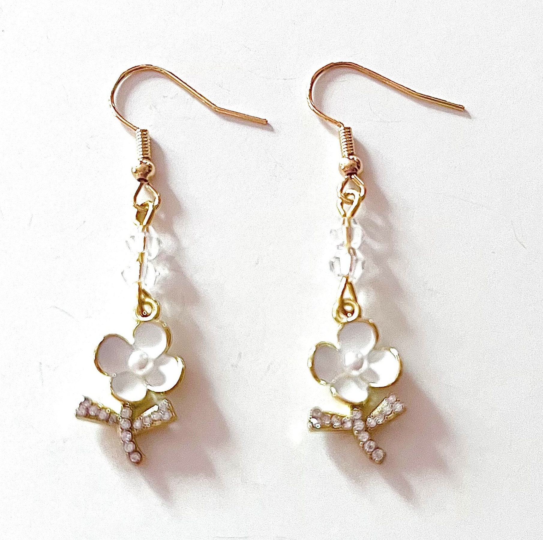 White Flower Earrings, Dainty White Flower Dangle Earrings, Flower