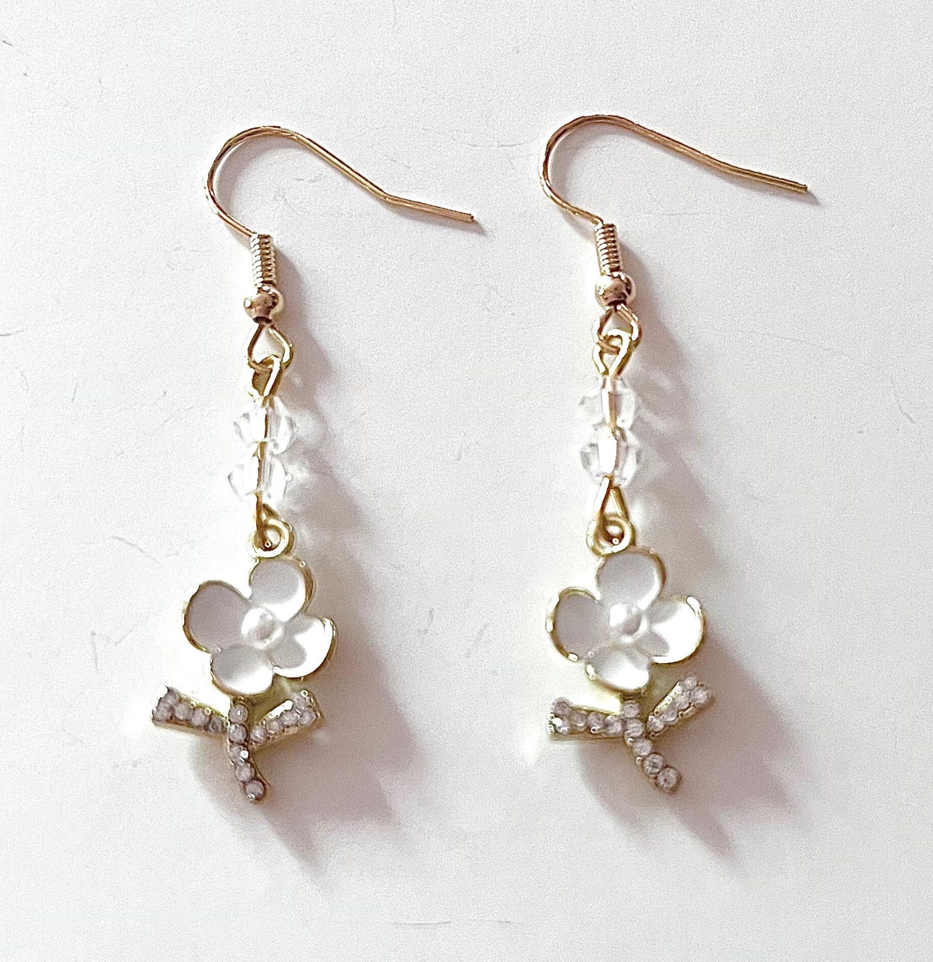 White Flower Earrings, Dainty White Flower Dangle Earrings, Flower