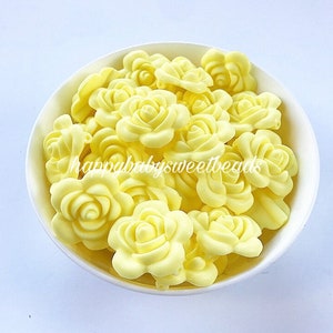 Large 40 mm silicone flower rose beads ,Food Grade silicone, handmade lemon color beads