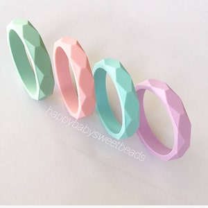 Silicone Bracelet, Silicone ring , ring pendant,silicone circle  bracelet