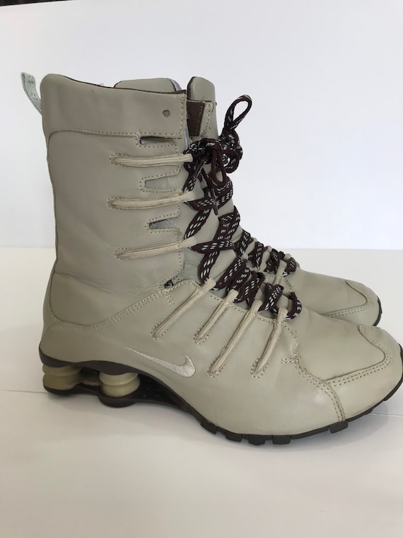 nike shox boots