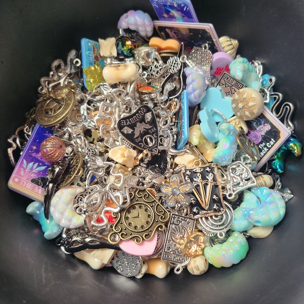 Charm Confetti, Charm Casting, Jewelry Charms, Divination, Scoop of Random Metal Charms, Trinket Casting, Crafting Beads, Lucky Bag