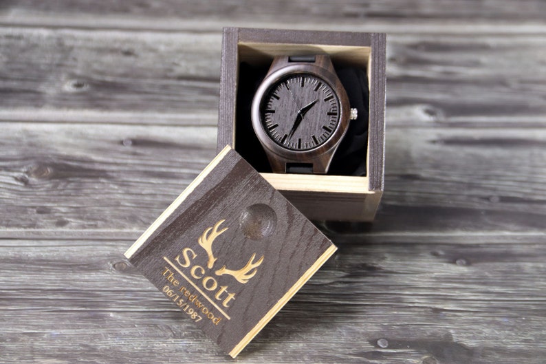 Custom Groomsmen Gift Wood Watches Engraved Wooden Watches Best man Proposal Groom Gift from Bride on Wedding Day Groomsmen Wooden Watch 画像 3
