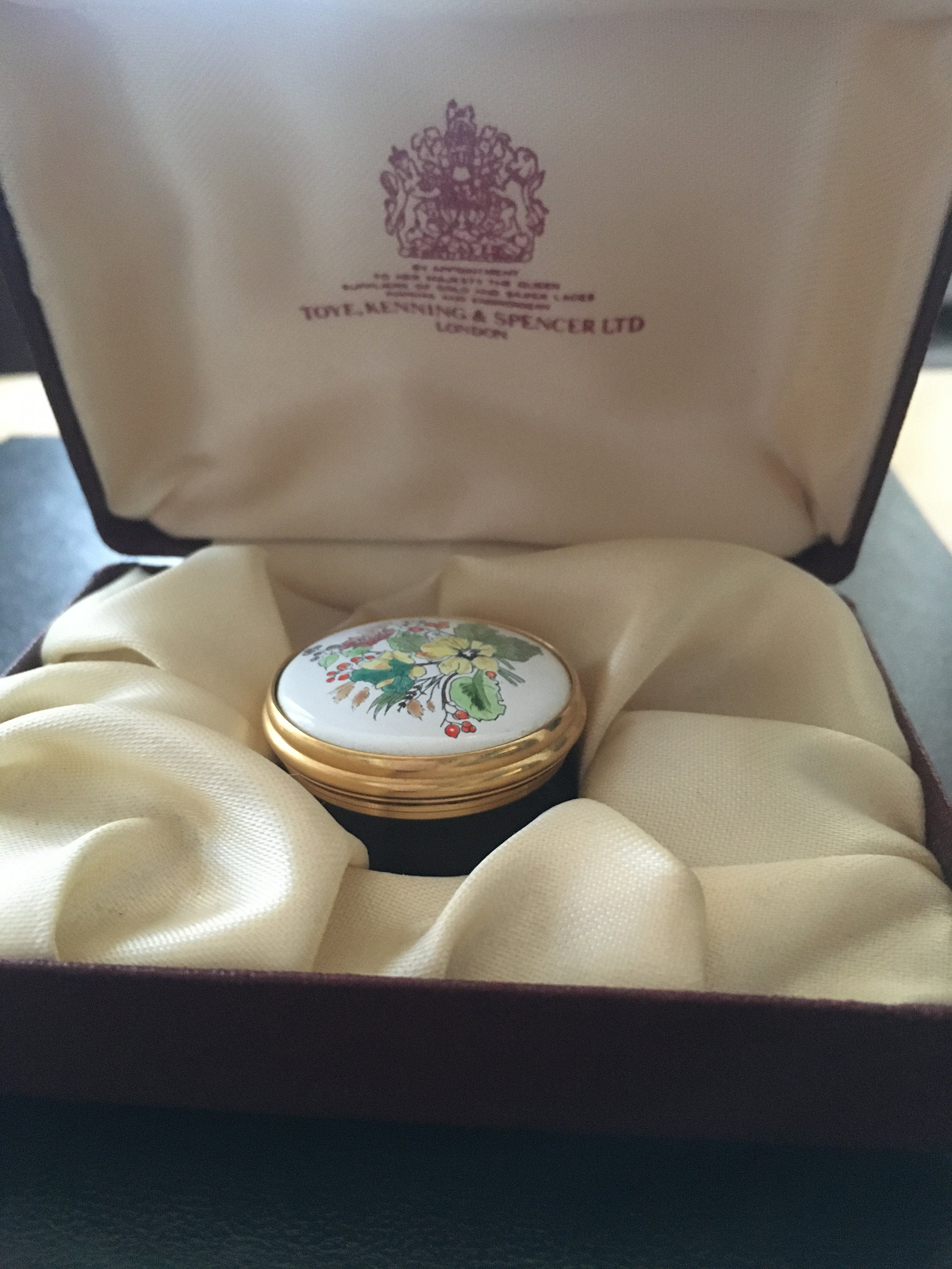 Vintage 'toye, Kenning & Spencer Ltd' Enamel Pill Box [SKU683] - Etsy