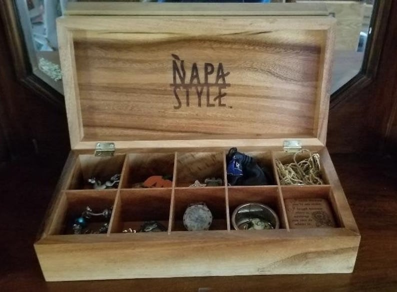 handpainted /& wood burned design makes it a unique way to celebrate wine lovers with compartments perfect for watches or jewelry Napa Style