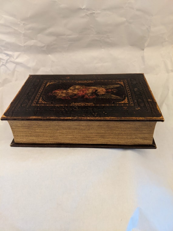 Vintage Jewelry Box