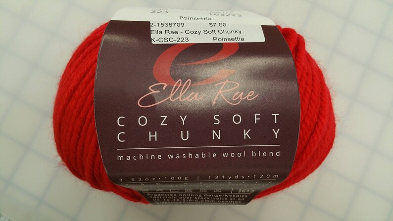 Cozy Soft Chunky Ella Rae Yarn color #223 Poinsetta