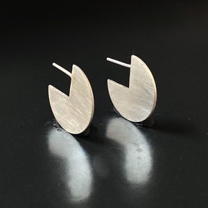 Geometric edgy earrings. Sterling silver flat disc studs. Modern handmade jewelry