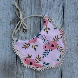 Boho Bib | Scallop Boho Bib | Baby Girl Bib | Baby Girl Shower Gift | New Mom Gift | Cake Smash Bib | First Birthday Bib | Baby Girl Shower