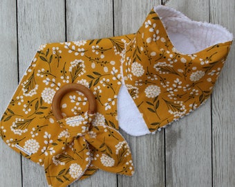 Mostaza amarillo bebé set / amarillo Bandana Bib / bebé niña regalo / bebé niña / bebé amapola / tela amarilla de mostaza / hecho a mano bebé / bebé regalo