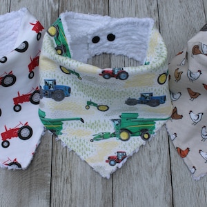 Farm Baby Gift | Farm Bib | Farm Baby Gift | Farm Bandana Bib | Chicken Bib | Tractor Bib | Tractor Baby Gift | Neutral Baby Gift | Baby Bib