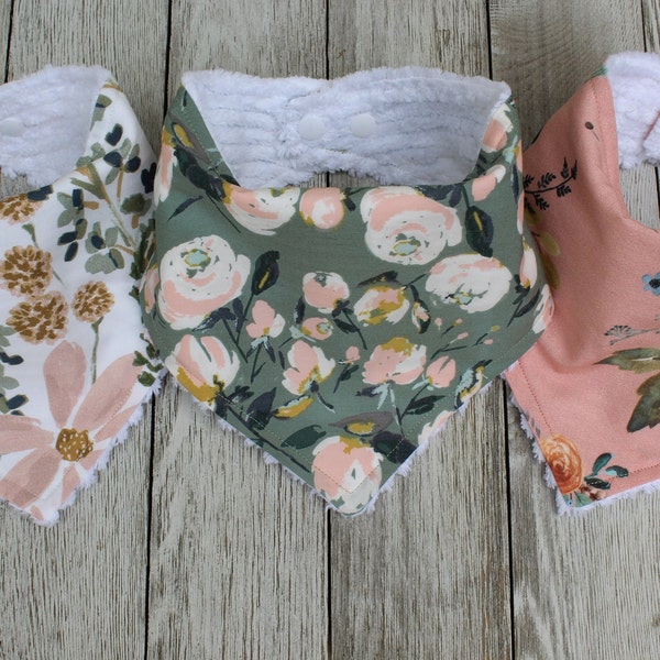 Baby Mädchen Bib Set | Baby Mädchen | Baby Mädchen Drool Bibs | Florale Babybätzchen | Sommer Baby lätzchen | Frühling Baby Bibs | Baby Mädchen Bandana Bibs