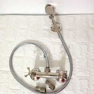 Messing Silber Finish Dusche Wasserhahn Set, Regen Dusche Set Wasserhahn, Wandmontage Messing Wasserhahn, Badewanne Filler und Duschsystem