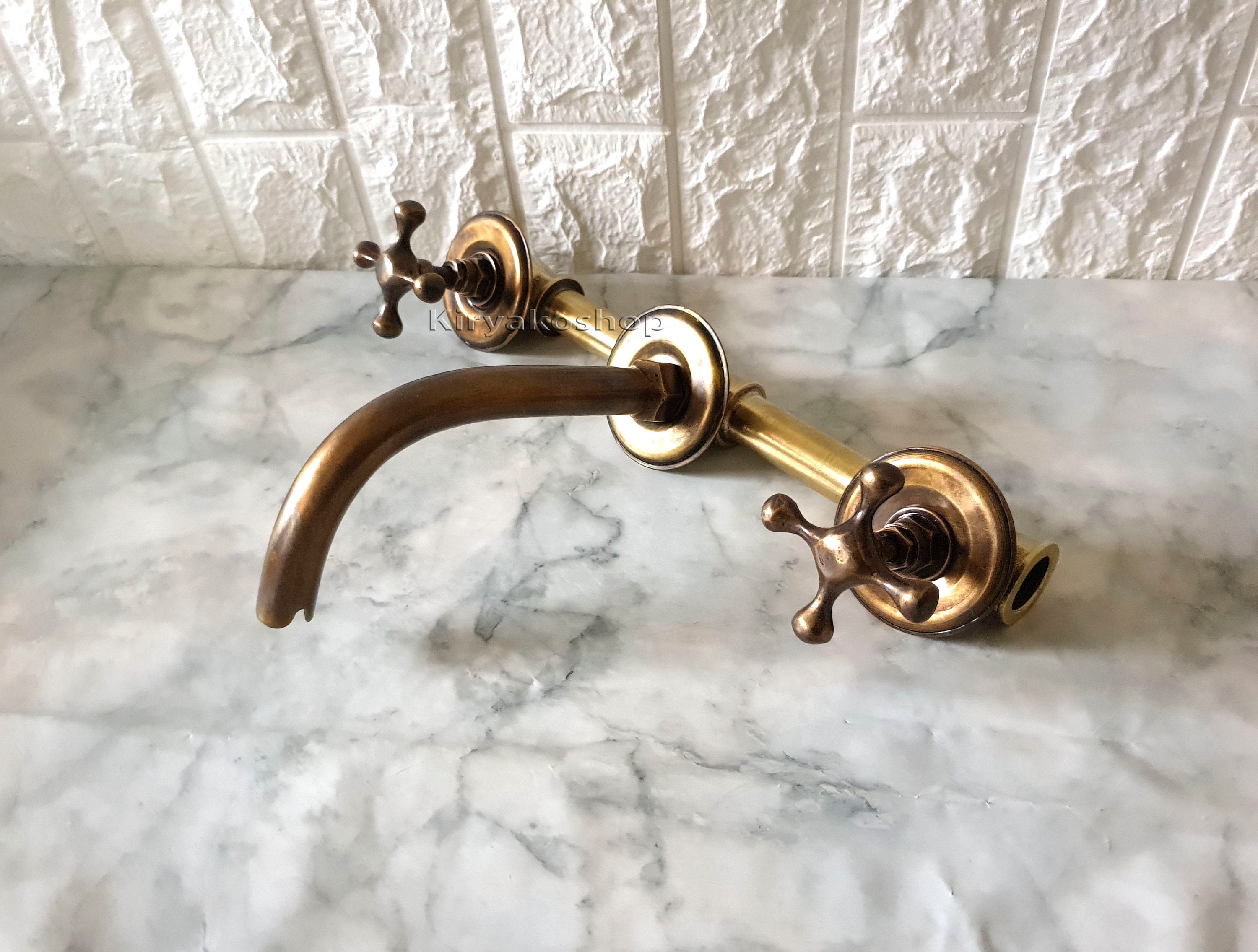 Antique brass shop bathroom faucet