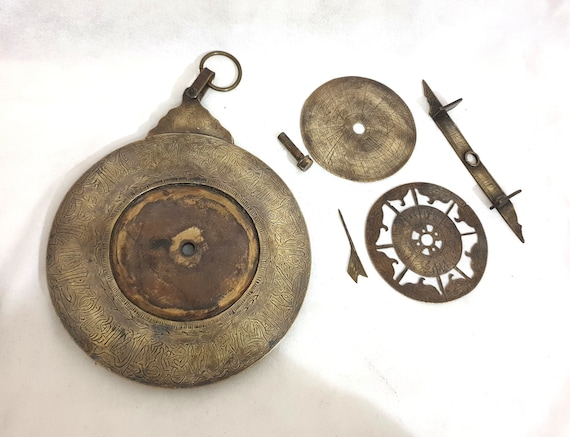 イスラムの真鍮製アストロラーベ、オスマン帝国ペルシャの天体航法の